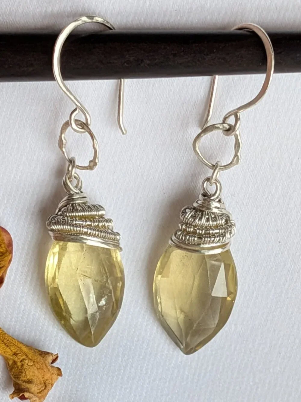Artisan unique faceted